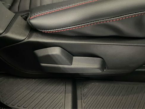 New 2026 Ford Explorer ST-Line w/ ST-Line Street Pack AWD/4WD image 35