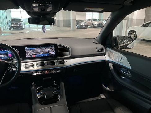 Used 2025 Mercedes-Benz GLE 350 4MATIC image 43