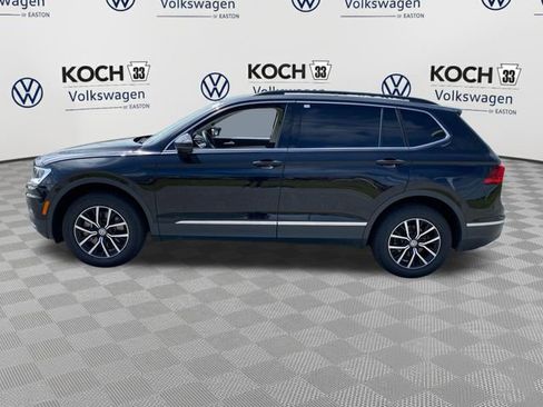 Used 2021 Volkswagen Tiguan SE w/ Panoramic Sunroof Package AWD/4WD image 4