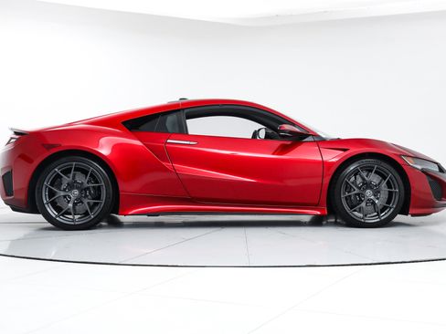 Used 2017 Acura NSX image 6