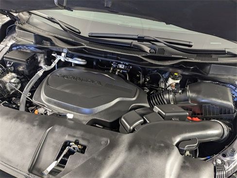 Used 2025 Honda Odyssey Touring image 39
