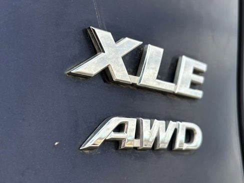 Used 2022 Toyota RAV4 XLE image 20