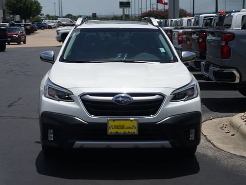Used 2021 Subaru Outback Touring w/ Popular Package #2 AWD/4WD image 3