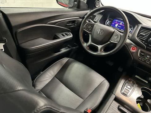 Used 2023 Honda Passport EX-L image 12