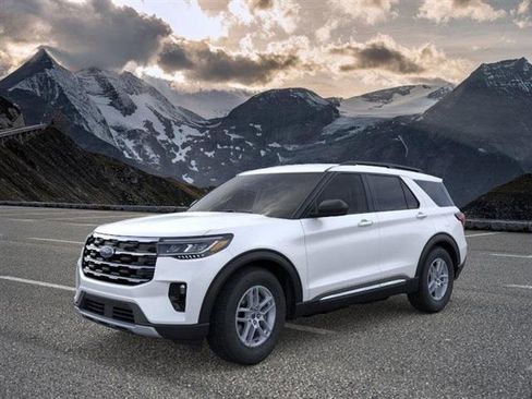New 2025 Ford Explorer Active w/ Active Comfort Package image 1