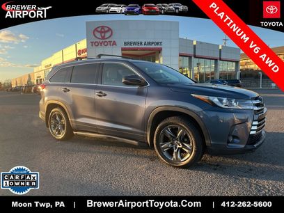 Used 2017 Toyota Highlander Limited Platinum