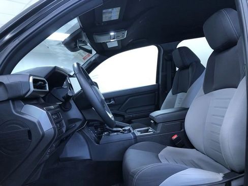 Certified 2025 Toyota Tacoma TRD Off-Road image 10