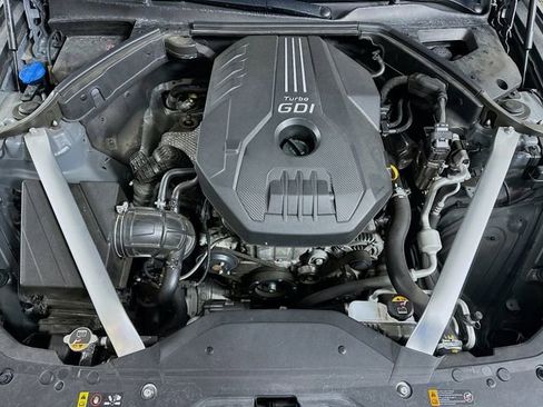 Used 2021 Genesis G70 2.0T image 23