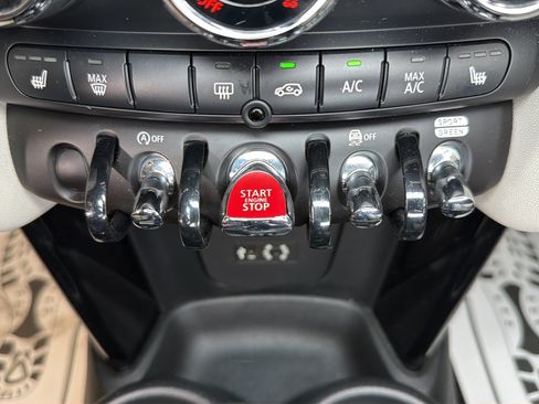 Used 2018 MINI Cooper S FWD image 24
