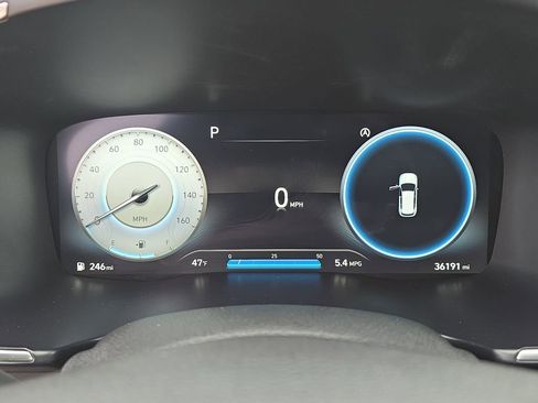 Used 2023 Hyundai Santa Fe Limited w/ Cargo Package image 23