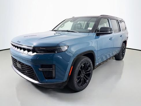 New 2026 Jeep Grand Wagoneer Summit AWD/4WD image 3