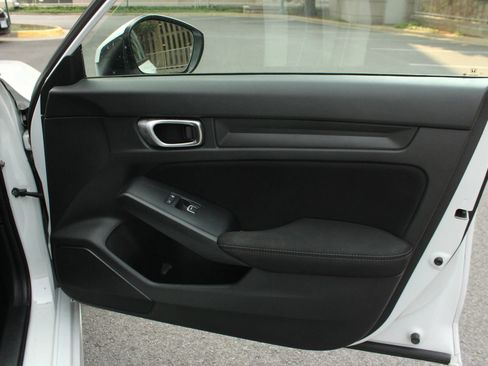 Used 2022 Honda Civic LX image 26