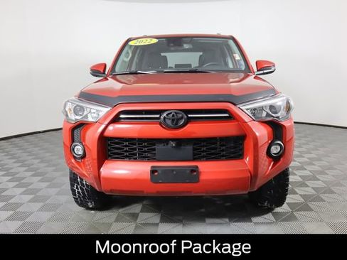 Used 2022 Toyota 4Runner SR5 Premium image 10