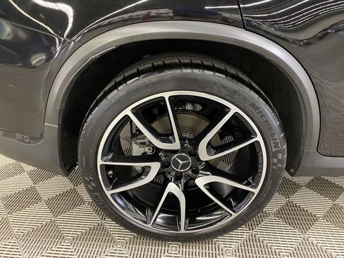 Used 2019 Mercedes-Benz GLC 43 AMG 4MATIC image 9