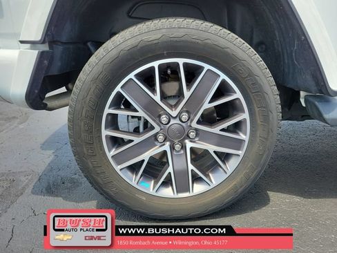 Used 2022 Jeep Wrangler Unlimited Sahara AWD/4WD image 6