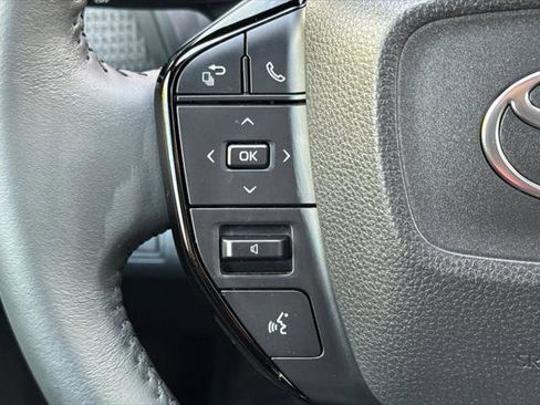 Certified 2025 Toyota bZ4X FWD image 26