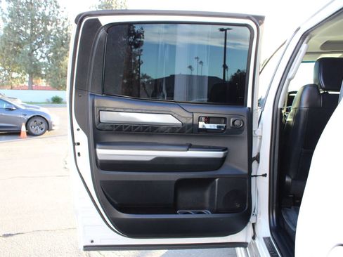 Used 2014 Toyota Tundra Platinum image 21