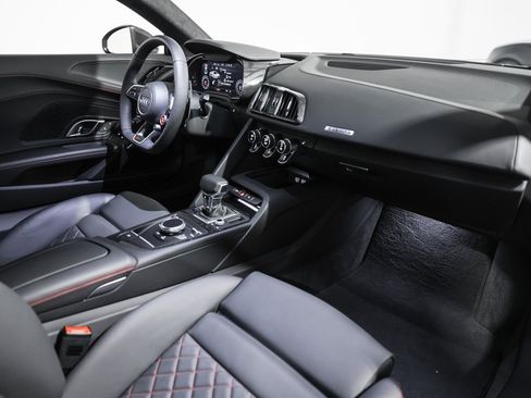 Used 2023 Audi R8 V10 performance image 21