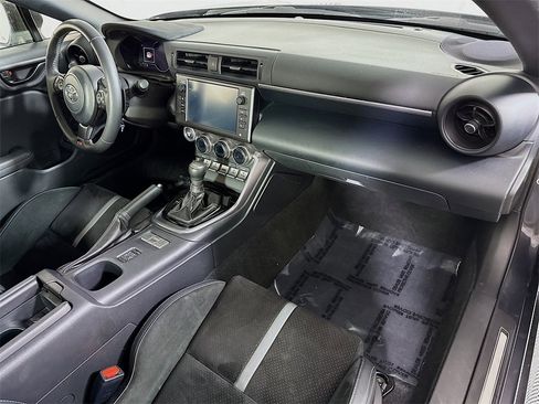 Certified 2023 Toyota GR86 Premium image 29