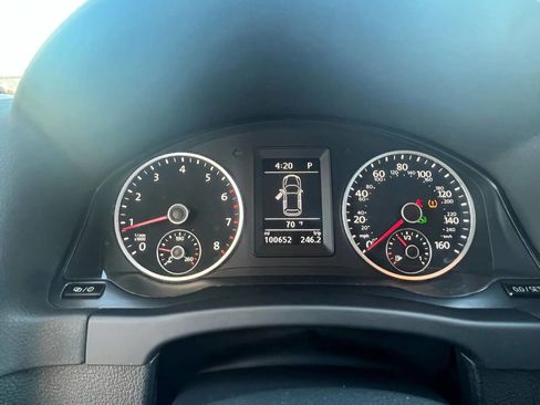 Used 2016 Volkswagen Tiguan S image 17