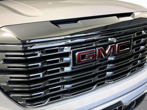 Certified 2023 GMC Sierra 1500 Denali w/ Denali Reserve Package RWD image 29
