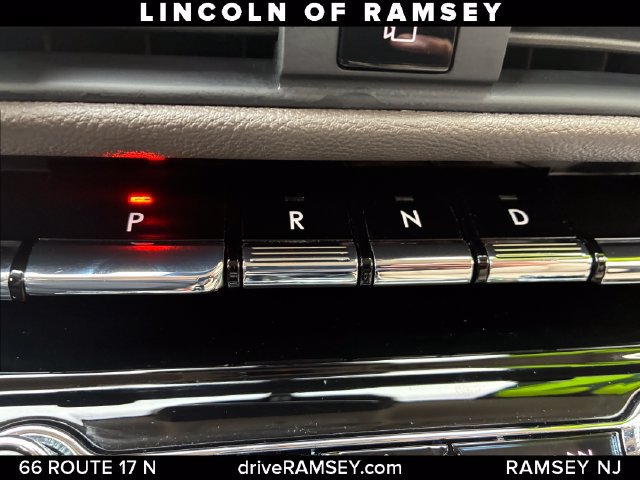 Certified 2022 Lincoln Corsair AWD w/ Equipment Group 101A image 20