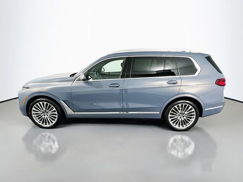 Used 2025 BMW X7 xDrive40i image 8