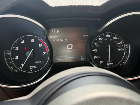 Used 2023 Alfa Romeo Stelvio Sprint RWD image 23