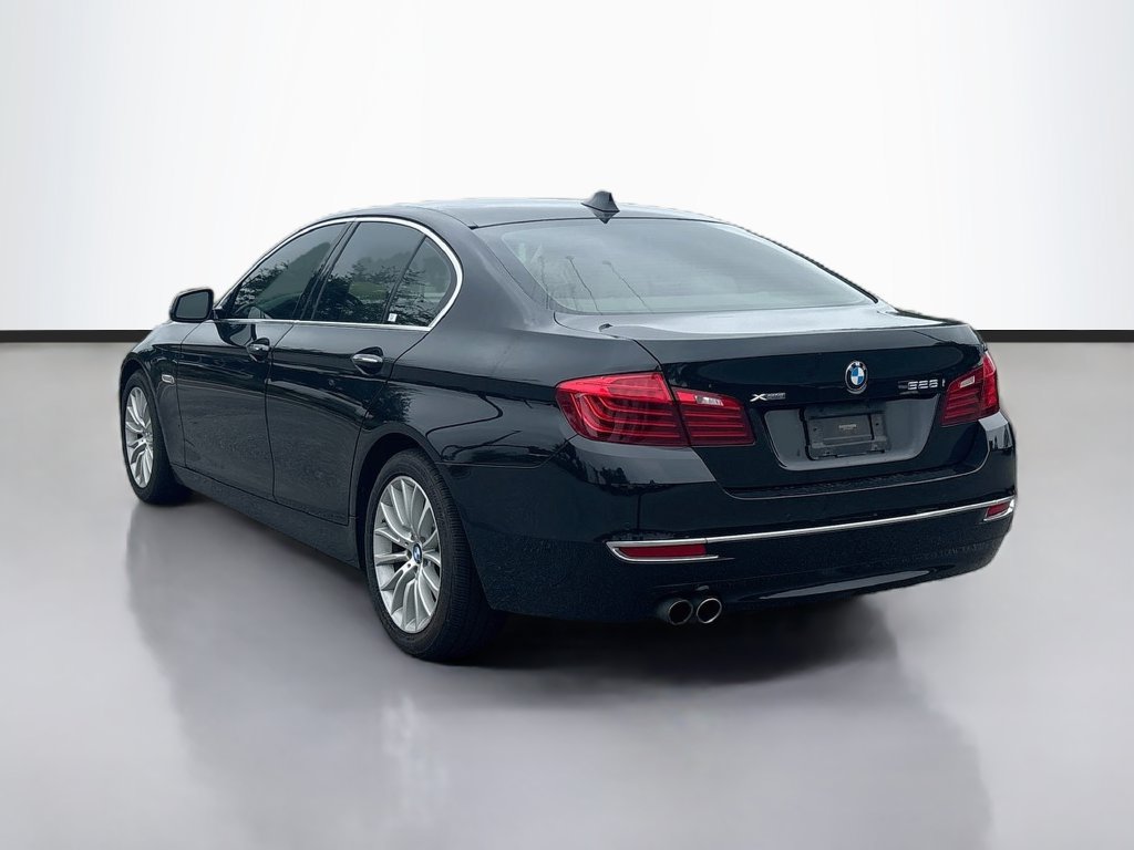 Used 2015 BMW 528i xDrive Sedan AWD/4WD image 5