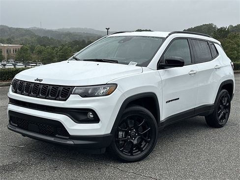 New 2026 Jeep Compass Latitude image 1