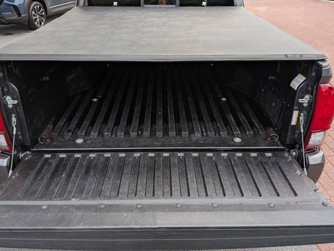 Used 2021 Toyota Tacoma SR AWD/4WD image 12