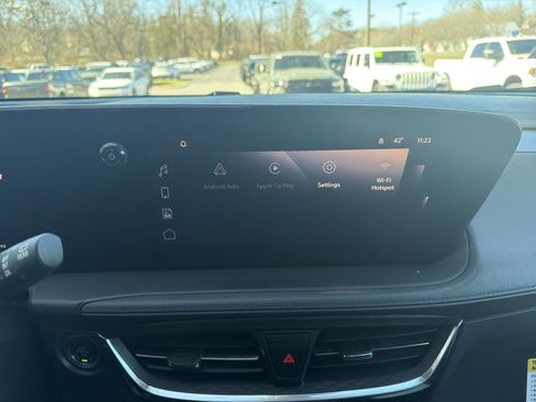 Used 2024 Buick Encore GX Sport Touring image 25