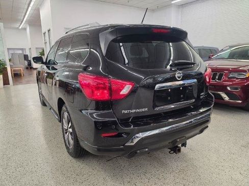 Used 2017 Nissan Pathfinder SV AWD/4WD image 7