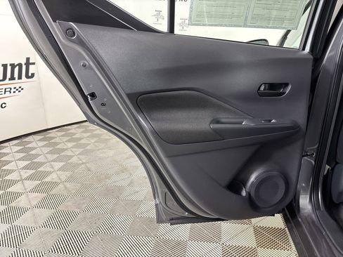 Used 2024 Nissan Kicks S image 21