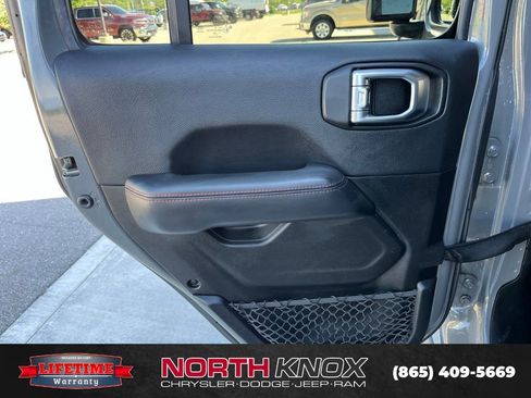 Used 2020 Jeep Gladiator Rubicon AWD/4WD image 15