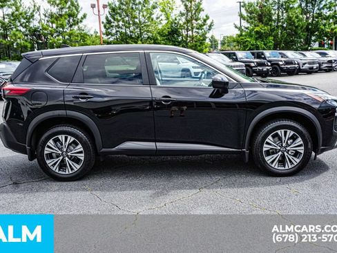 Used 2023 Nissan Rogue SV AWD/4WD image 8