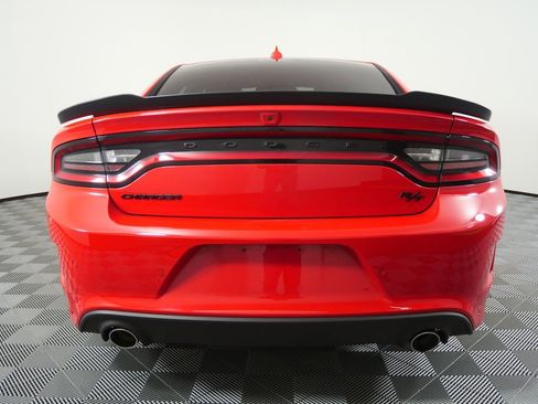 Used 2022 Dodge Charger R/T w/ Plus Group image 4