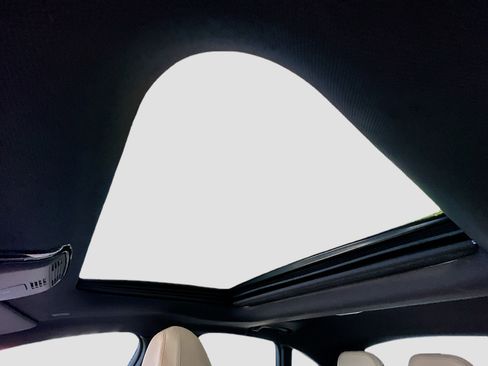 Certified 2024 BMW i4 eDrive35 w/ Convenience Package image 22