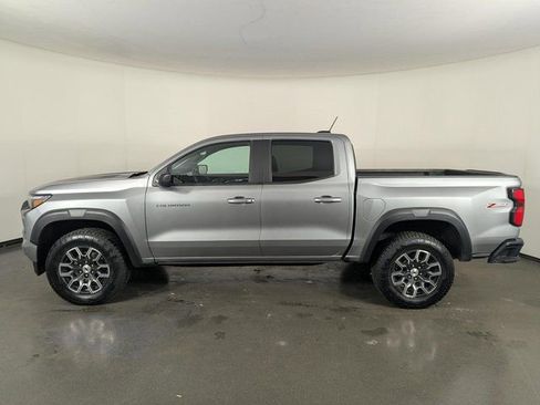 Used 2023 Chevrolet Colorado Z71 w/ Z71 Convenience Package 2 image 5