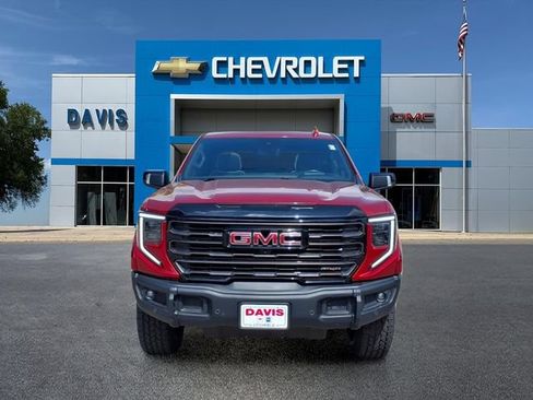 Used 2023 GMC Sierra 1500 AT4X AWD/4WD image 8
