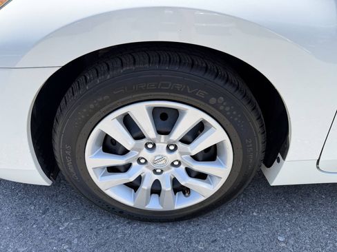 Used 2014 Nissan Altima 2.5 S FWD image 27