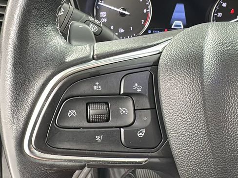 Used 2021 Buick Envision Essence w/ Technology Package I image 24