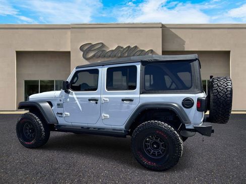 Used 2021 Jeep Wrangler Unlimited Sport AWD/4WD image 5