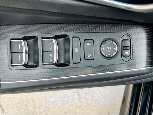 Used 2024 Honda Civic Touring image 18