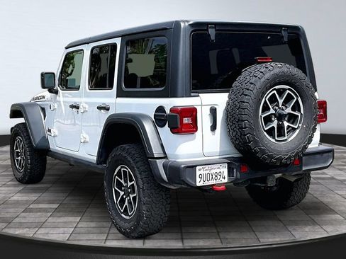 Certified 2025 Jeep Wrangler Unlimited Rubicon w/ Convenience Group AWD/4WD image 20