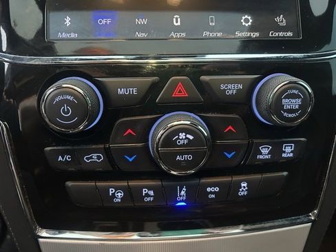 Used 2021 Jeep Grand Cherokee SRT image 21