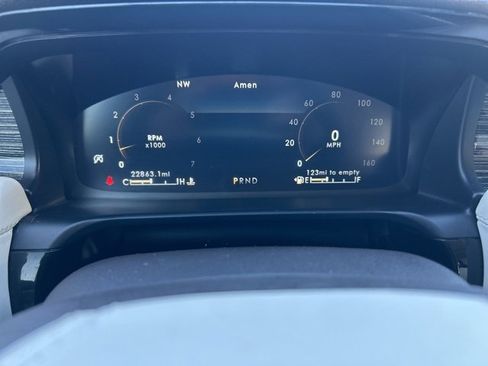 Used 2023 Lincoln Aviator Black Label w/ Jet Package image 11