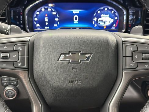 Used 2025 Chevrolet Silverado 1500 ZR2 w/ Technology Package AWD/4WD image 28