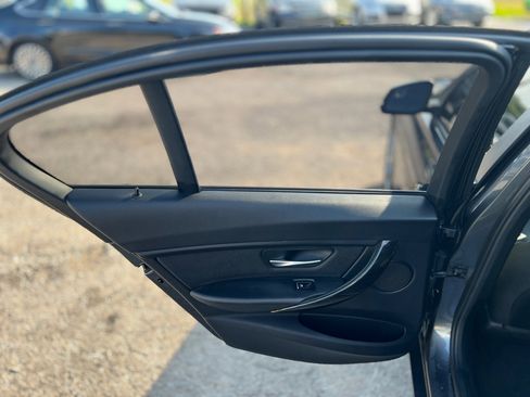 Used 2018 BMW 320i xDrive Sedan image 30