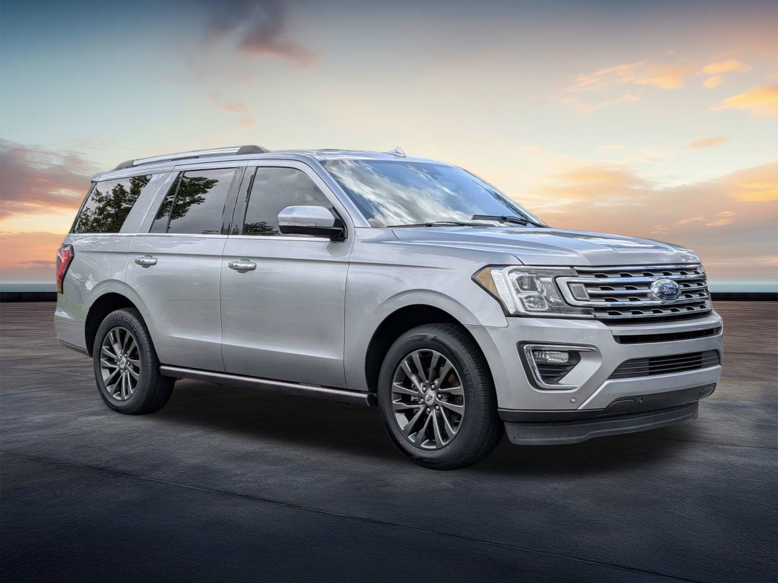 Used 2020 Ford Expedition Limited RWD image 1